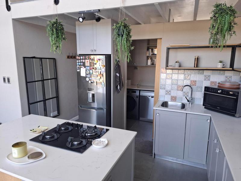 3 Bedroom Property for Sale in Tyger Valley Western Cape